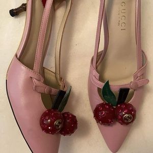 Gucci pink cherry slingback heels, size 37 (7)